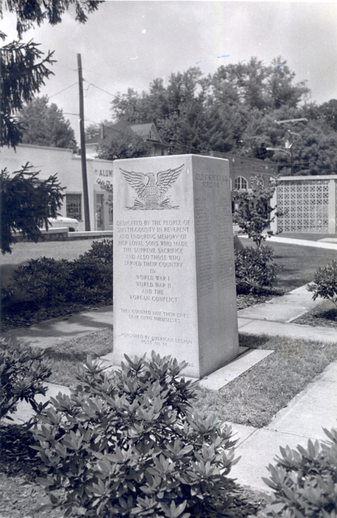 Smyth County monument